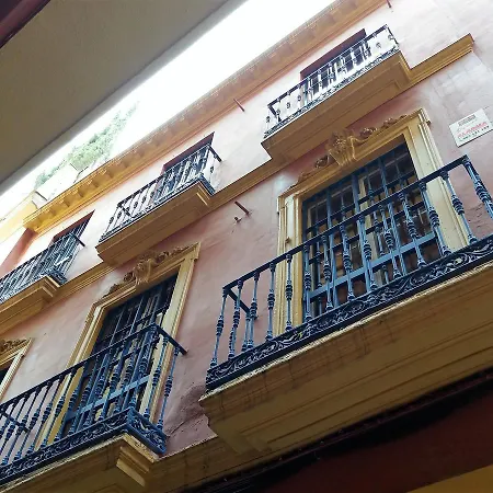 La Casa * إشبيلية